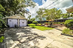 721 Frank Lloyd Wright Way, Lakeland, FL 33803 - Photo 6