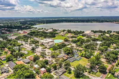 721 Frank Lloyd Wright Way, Lakeland, FL 33803 - Photo 10
