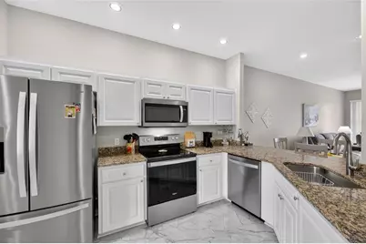459 Enclave Place #459, Lakeland, FL 33803 - Photo 8