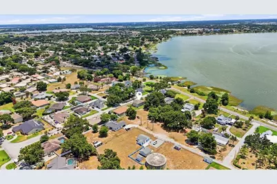 1503 Auburn Oaks Boulevard, Auburndale, FL 33823 - Photo 6