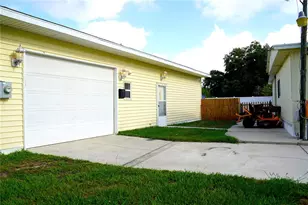5747 E Lake Fox Dr, Winter Haven, FL 33884 - Photo 52