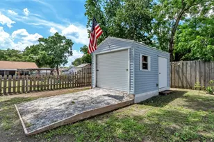 1135 Walker Cir W, Lakeland, FL 33805 - Photo 40