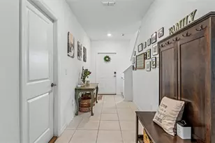 2063 Old Pasture Ln, Lakeland, FL 33801 - Photo 6