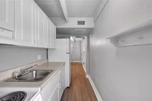 1513 Club Cir, Lakeshore, FL 33854 - Photo 10
