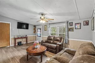 3317 Oak Meadows Ln, Mulberry, FL 33860 - Photo 4