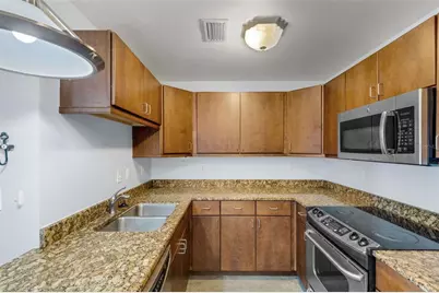 125 N Kentucky Avenue #303, Lakeland, FL 33801 - Photo 12