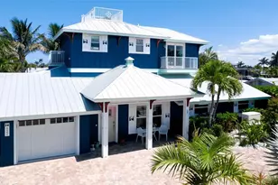 522 68th St, Holmes Beach, FL 34217 - Photo 2