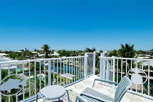 522 68th St, Holmes Beach, FL 34217 - Photo 34