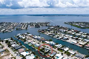 522 68th St, Holmes Beach, FL 34217 - Photo 58