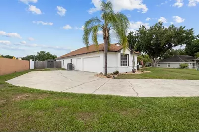 2881 Chatsworth Lane, Lakeland, FL 33812 - Photo 70