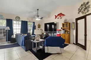 2881 Chatsworth Ln, Lakeland, FL 33812 - Photo 40