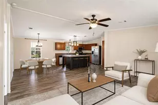 136 Creekwood Run, Lakeland, FL 33809 - Photo 22