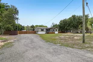 136 Creekwood Run, Lakeland, FL 33809 - Photo 14