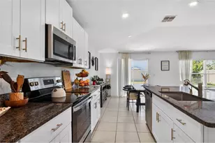 3603 Natural Trace, Plant City, FL 33565 - Photo 16