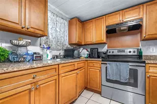 506 Whitehurst St, Lakeland, FL 33805 - Photo 12