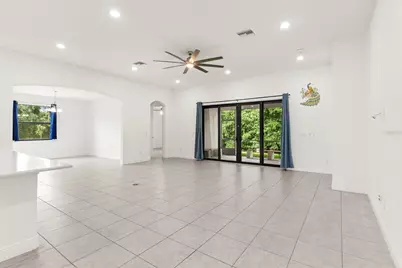 3918 Gaviota Drive, Sun City Center, FL 33573 - Photo 6