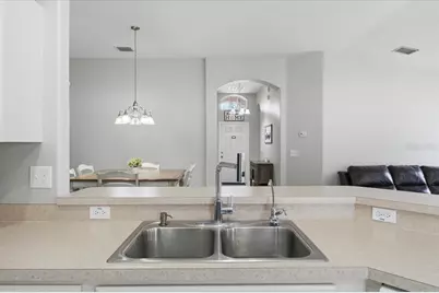 4661 Hickory Stream Lane, Mulberry, FL 33860 - Photo 10