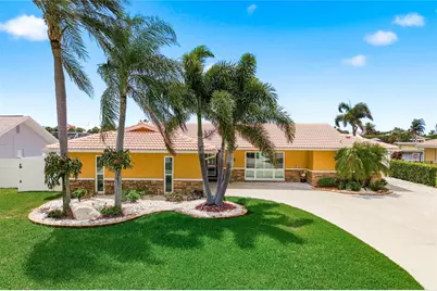 5351 Pilots Place, New Port Richey, FL 34652 - Photo 1
