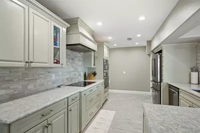 5351 Pilots Place, New Port Richey, FL 34652 - Photo 12
