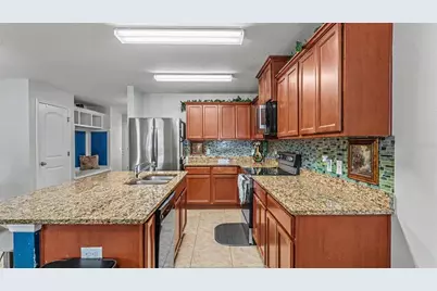 5739 Lacar Way, Lakeland, FL 33805 - Photo 2