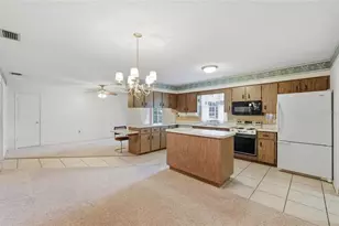 1006 Robinson Rd, Plant City, FL 33563 - Photo 18