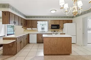 1006 Robinson Rd, Plant City, FL 33563 - Photo 20