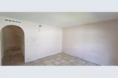 810 Dengar Avenue, Haines City, FL 33844 - Photo 8