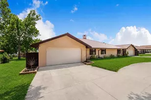 470 S Ramona Ave, Lake Alfred, FL 33850 - Photo 2