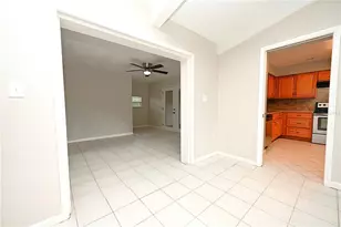 907 Swann Dr, Lakeland, FL 33809 - Photo 16
