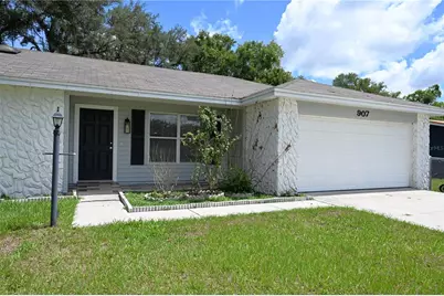 907 Swann Drive, Lakeland, FL 33809 - Photo 2