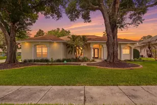 5237 Bloomfield Blvd, Lakeland, FL 33810 - Photo 2