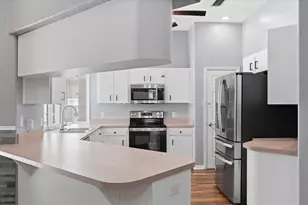 5237 Bloomfield Blvd, Lakeland, FL 33810 - Photo 12