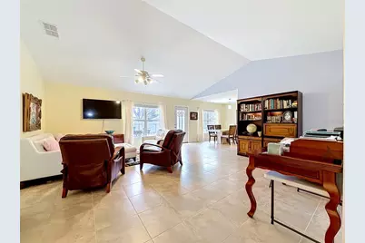 5945 White Tail Loop, Lakeland, FL 33811 - Photo 4