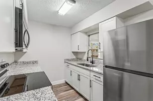 9047 Damascus Ave, Polk City, FL 33868 - Photo 10