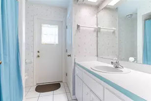 699 Hunters Run Blvd, Lakeland, FL 33809 - Photo 14