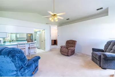 699 Hunters Run Boulevard, Lakeland, FL 33809 - Photo 4