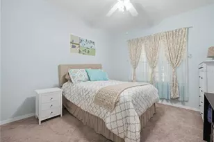 6936 Surrey Oak Dr, Apollo Beach, FL 33572 - Photo 16