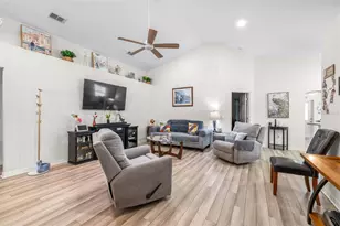 7024 Bendelow Dr, Lakeland, FL 33810 - Photo 6