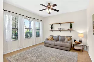 3935 Sunset Lake Dr, Lakeland, FL 33810 - Photo 10
