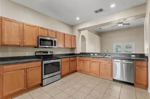 4064 Byrds Crossing Dr, Lakeland, FL 33812 - Photo 12