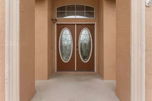 4064 Byrds Crossing Dr, Lakeland, FL 33812 - Photo 2