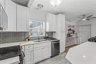 2270 S Crystal Lake Dr, Lakeland, FL 33801 - Photo 10