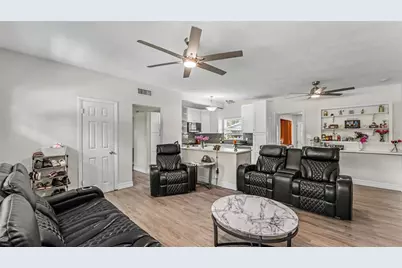 2270 S Crystal Lake Drive, Lakeland, FL 33801 - Photo 6