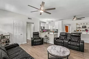 2270 S Crystal Lake Dr, Lakeland, FL 33801 - Photo 6
