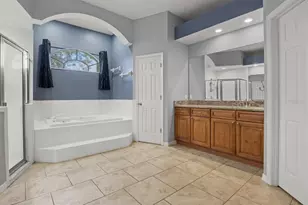5446 Highlands Vista Cir, Lakeland, FL 33812 - Photo 8