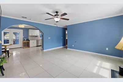 421 Waterview Drive, Polk City, FL 33868 - Photo 4