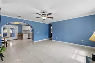 421 Waterview Dr, Polk City, FL 33868 - Photo 4