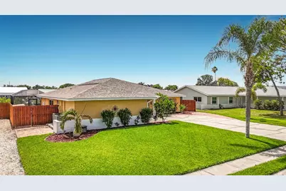 6517 Solitaire Palm Way, Apollo Beach, FL 33572 - Photo 6