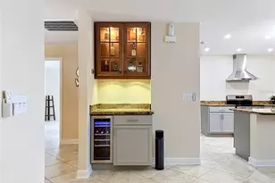 6517 Solitaire Palm Way, Apollo Beach, FL 33572 - Photo 10
