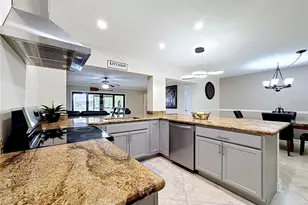 6517 Solitaire Palm Way, Apollo Beach, FL 33572 - Photo 18